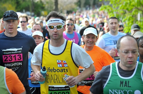 Runners running in Brighton Marathon